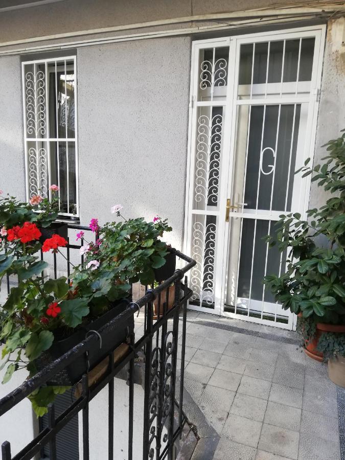 Embassy Studio Apartment Citypark Budapest Exteriör bild